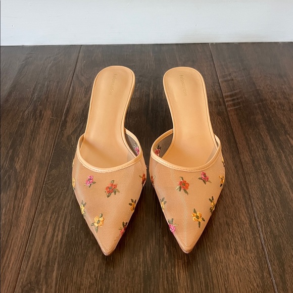 NWT! Reformation Wilda Pointed Toe Kitten Mule - Picture 7 of 10